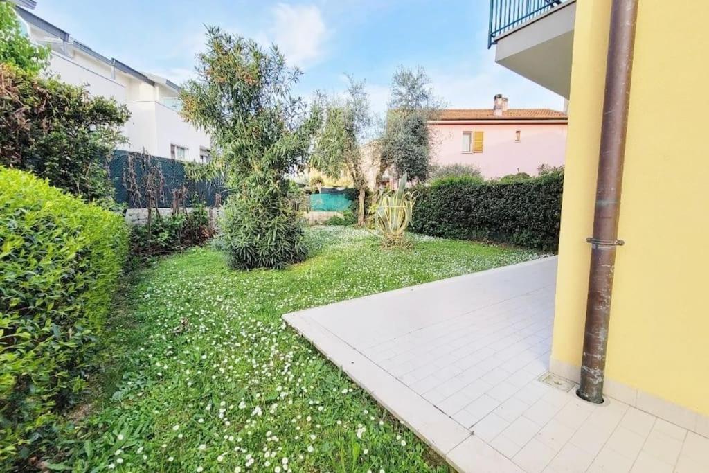 Ancona Appartamento Con Giardino Екстериор снимка